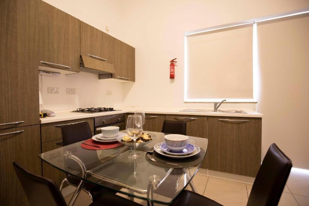 Metrostays Apartament Sliema Exterior foto